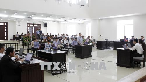 Xét xử phúc thẩm vụ án tại PVC: Các bị cáo khai về Hợp đồng EPC số 33 